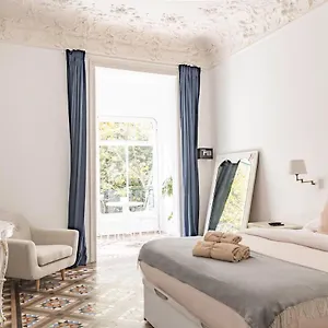Albergue B-garden Bcn, Barcelona
